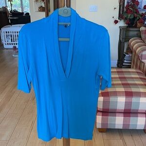 Tahari Vibrant Blue Knit Women's Blouse size Med